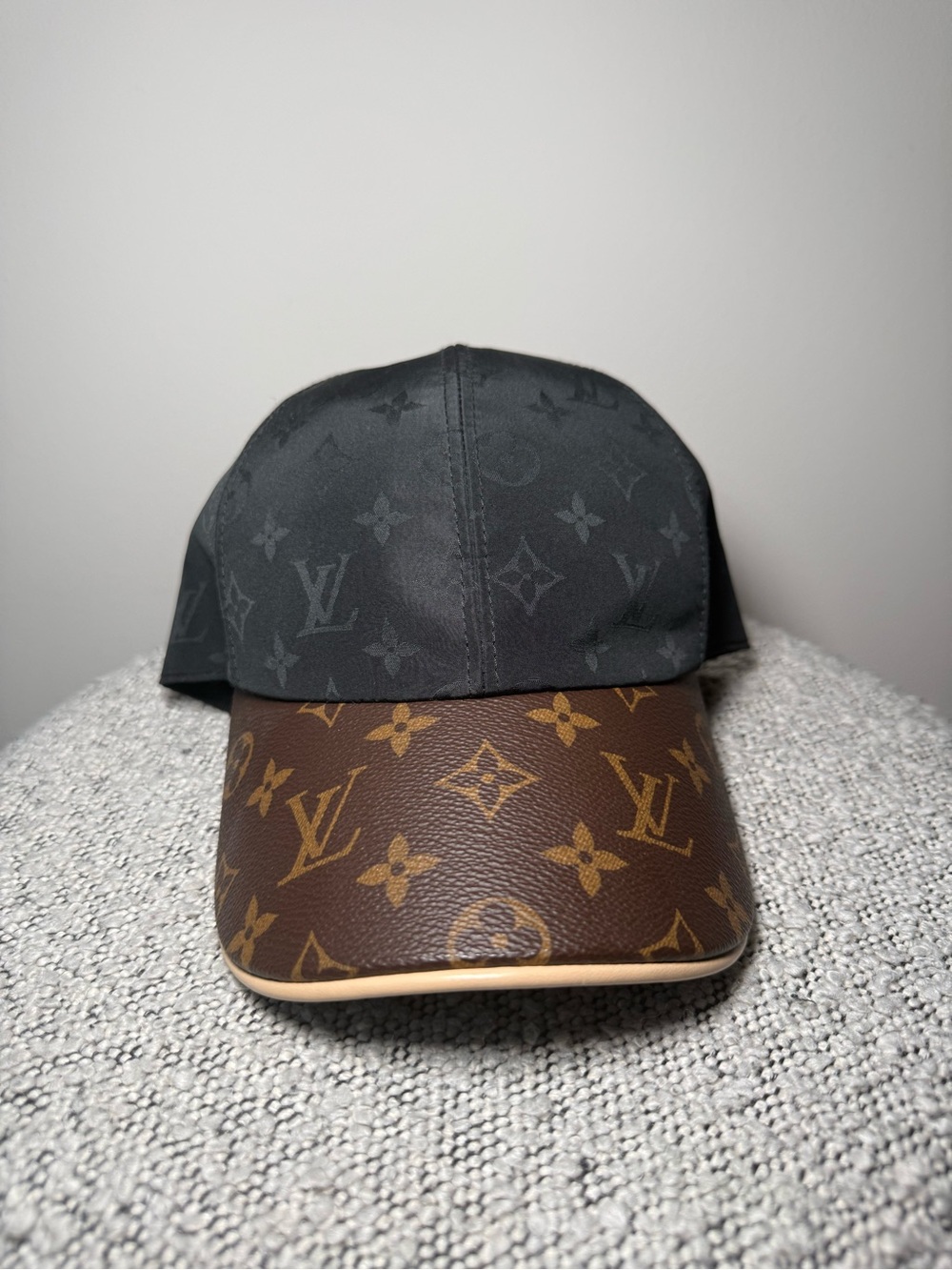 Louis Vuitton Get Ready Cap - Picture 5 of 9